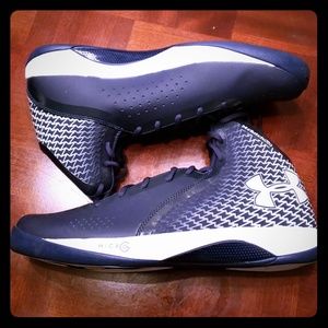 Under armour Micro G Torch sneakers NEW